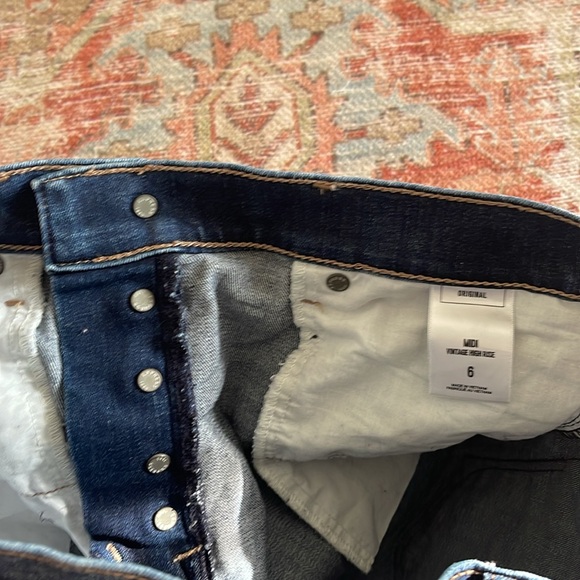 Express Midi Denim Shorts - Picture 3 of 5